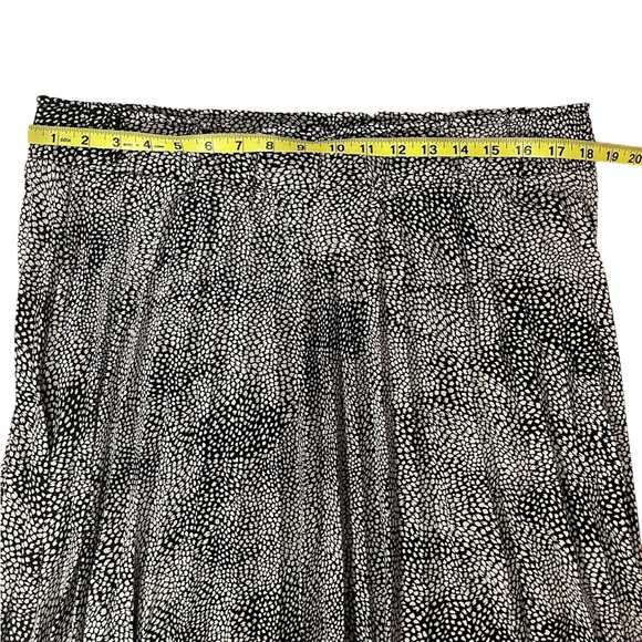 NWT Tahari Skirt Dotted Pleated Plus 1X Black Cream Polyester Elastic Waist - Picture 5 of 7
